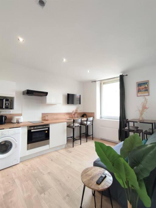 Le St Just : Hypercentre, Vue Imprenable Sur La Cathedrale Apartment Narbonne Exterior photo